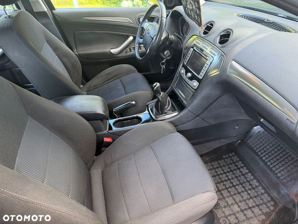Ford Mondeo 2.0 Silver X - 6