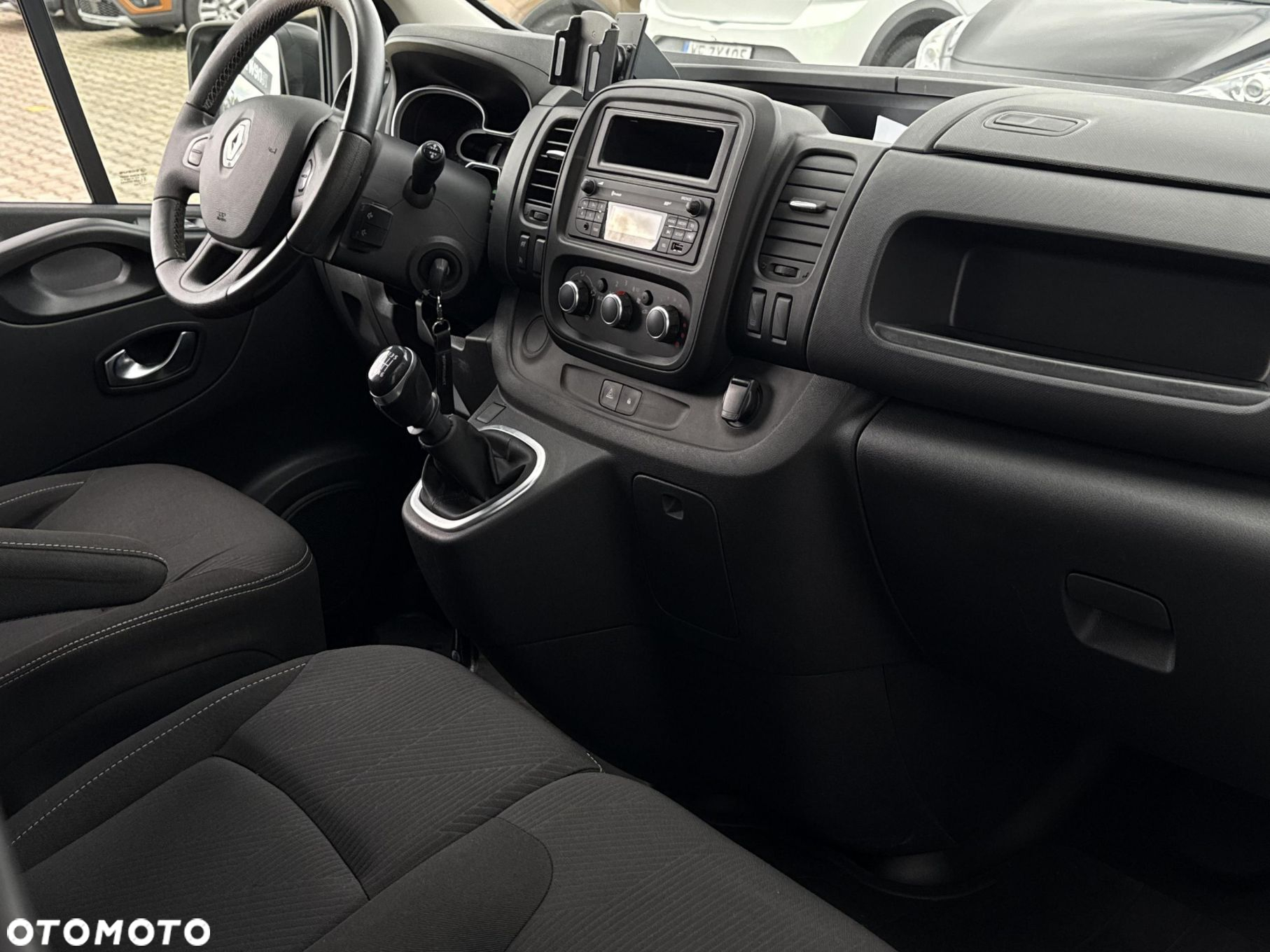 Renault trafic - 10