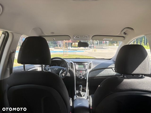 Hyundai i30 1.6 CRDi Classic - 12