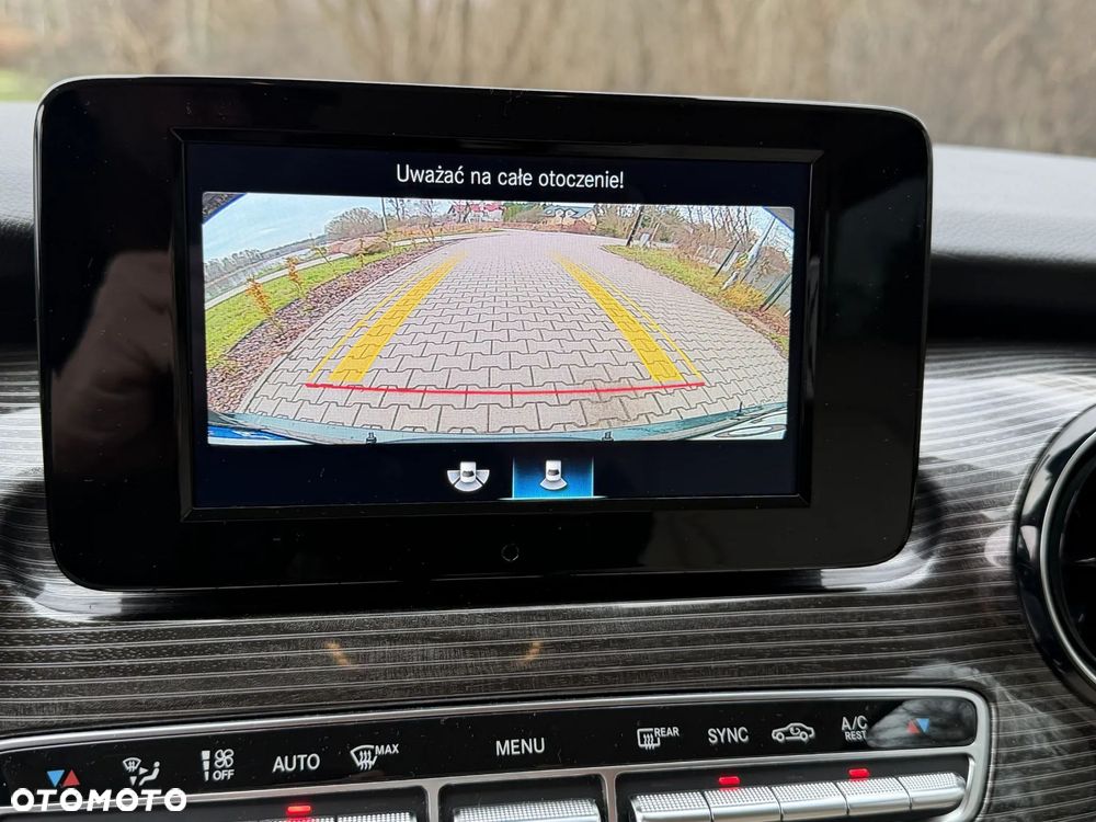 Mercedes-Benz Klasa V 250 d 4-Matic Avantgarde 9G-Tronic (d³ugi) - 31