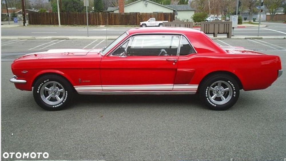 Ford Mustang - 10
