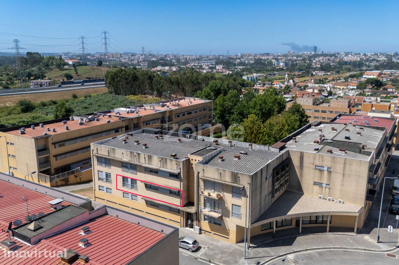 Apartamento T2 em Nogueira da Maia
