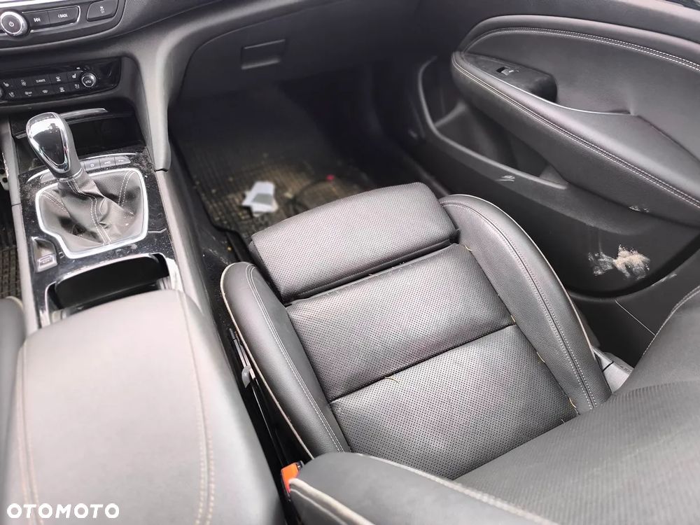 Opel Insignia 2.0 CDTI 4x4 ecoFLEX Start/Stop Innovation - 11