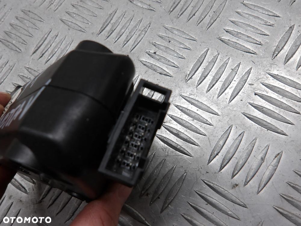 VW JETTA V 05-10 WZMACNIACZ GŁOŚNIKA PRAWY LEWY PRZÓD 1K0035463D - 4