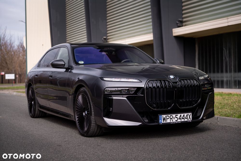 BMW Seria 7 740d xDrive mHEV Individual Edition sport - 3
