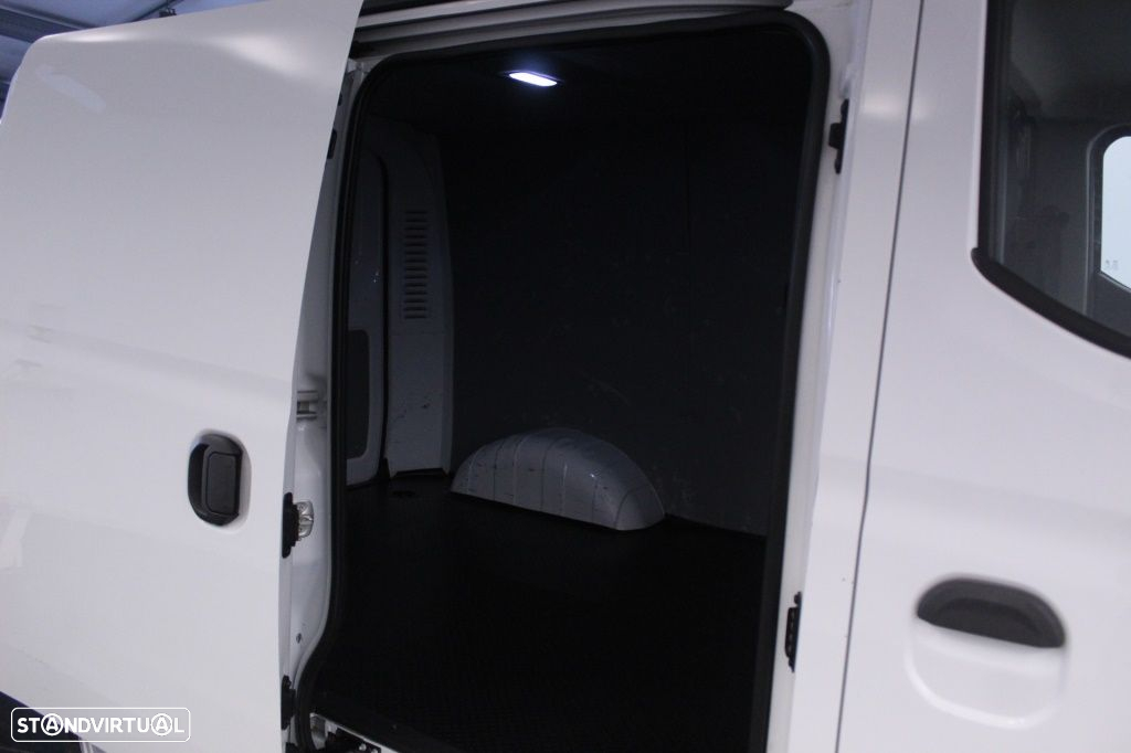 Maxus e-deliver-3 Cargo VAN SWB Bat. 50,23 kWh - 15