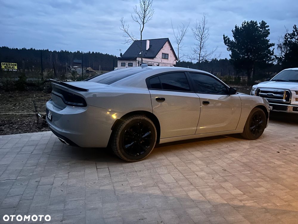 Dodge Charger - 2