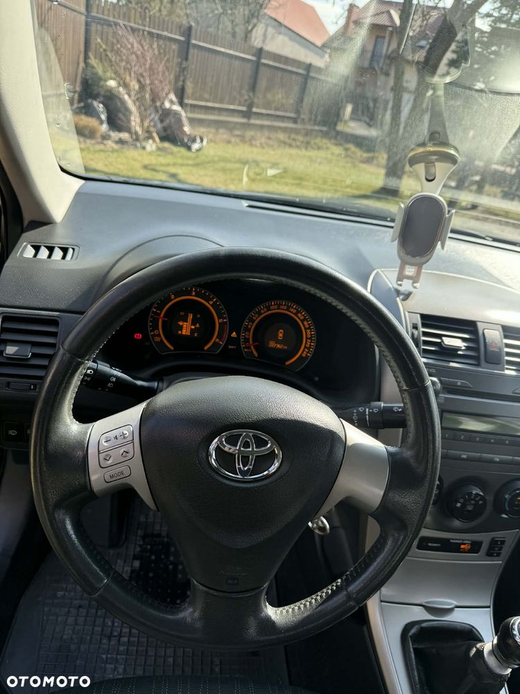 Toyota Corolla 1.4 D-4D 2010 - 10