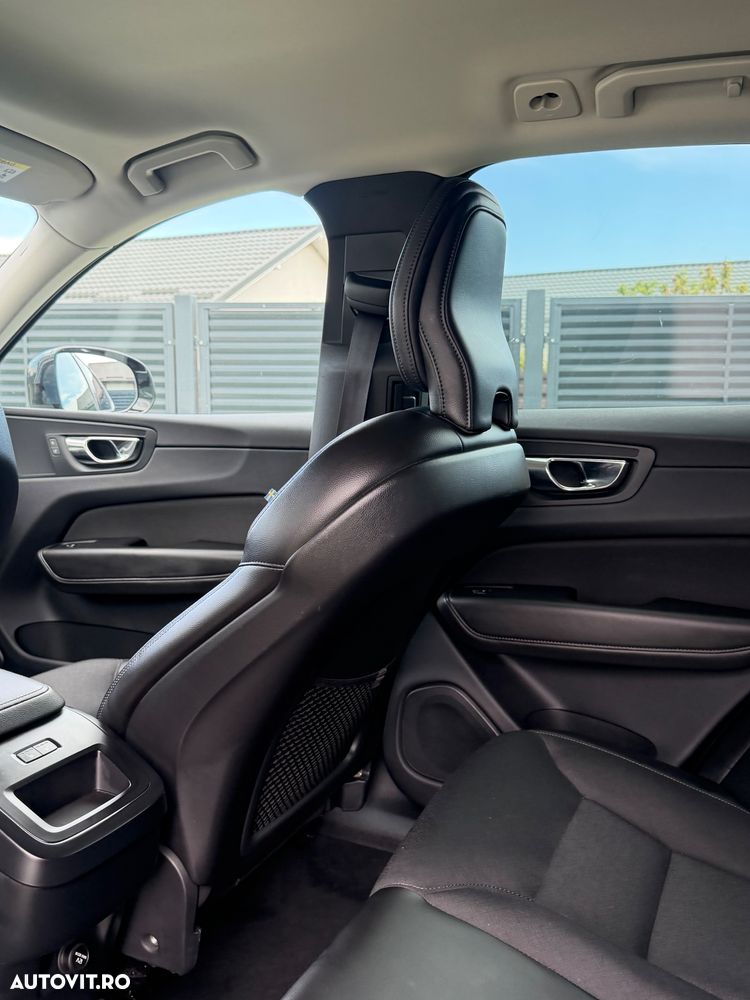 Volvo XC 60 T5 AWD Momentum - 14