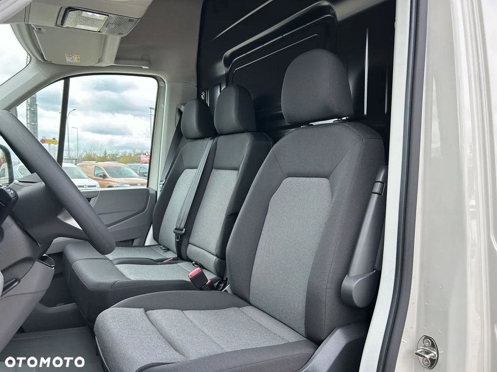 Volkswagen Crafter 35 Furgon L4H3, 2.0TDI 140KM, Wysoki dach, r.o. 4490 - 16