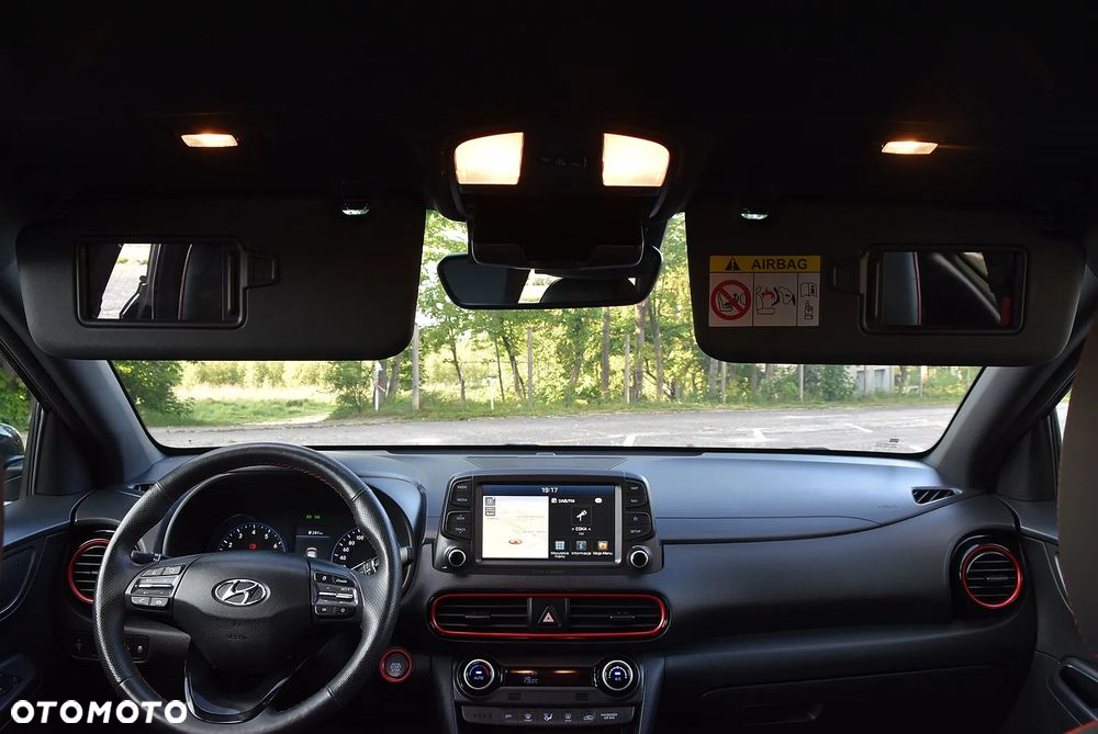 Hyundai Kona - 23