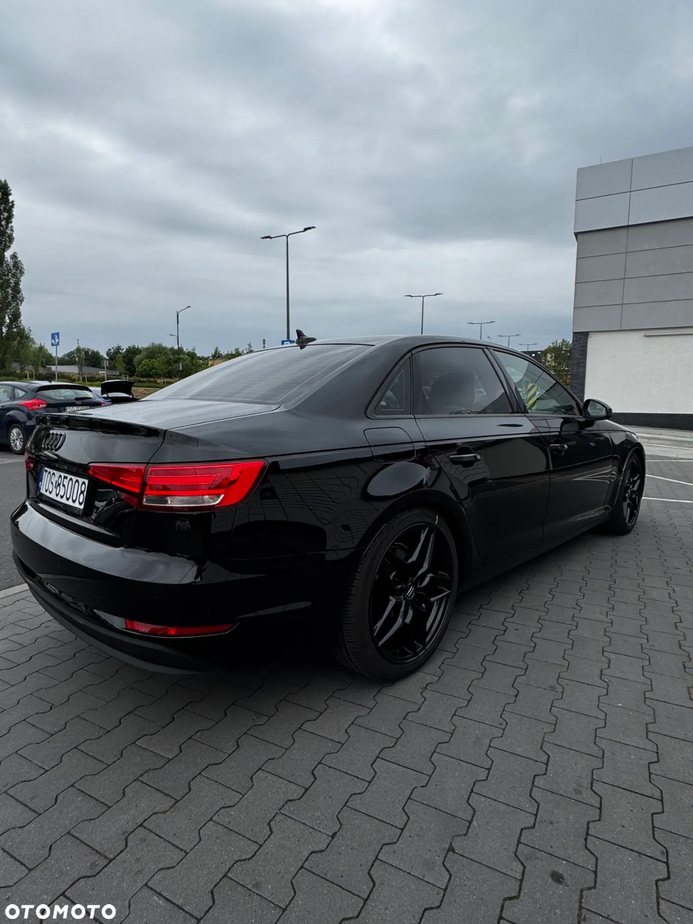 Audi A4 - 4