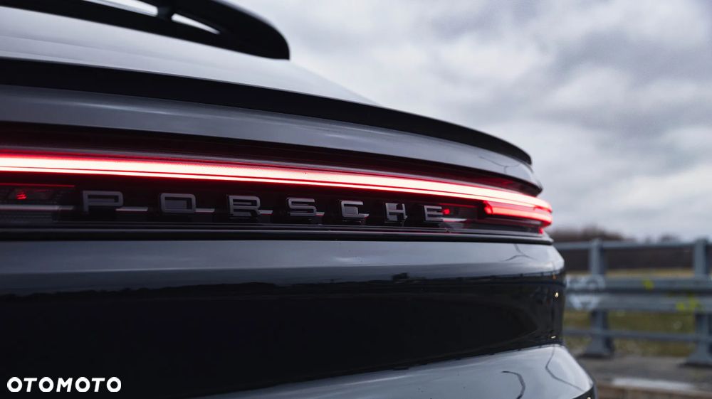 Porsche Cayenne - 10