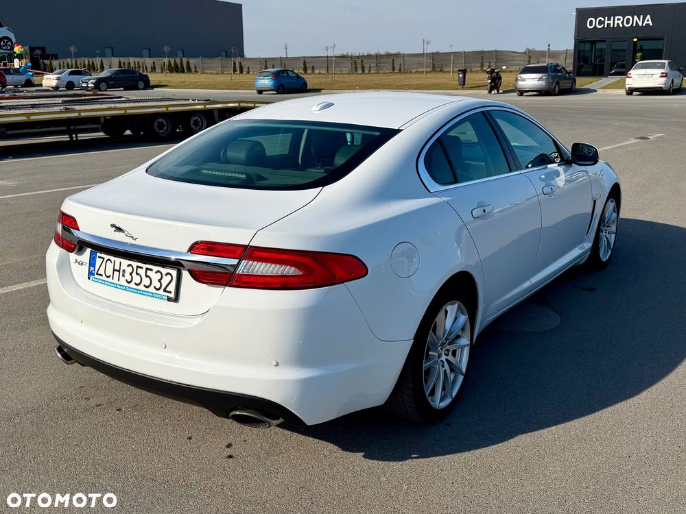 Jaguar XF 5.0 V8 Luxury - 5