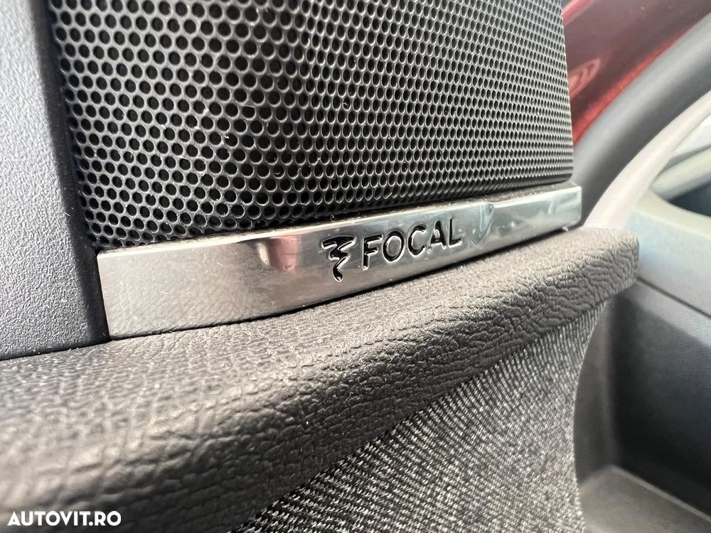 Peugeot 3008 1.6 PureTech Turbo S&S EAT8 Allure - 12