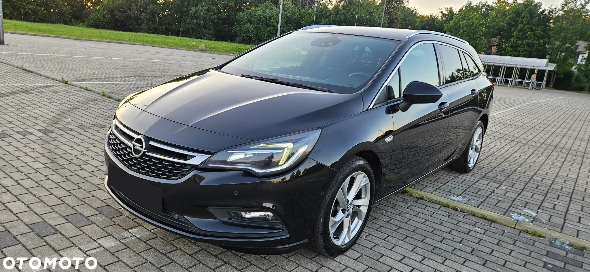 Opel Astra 1.6 D Start/Stop Sports Tourer Business - 3