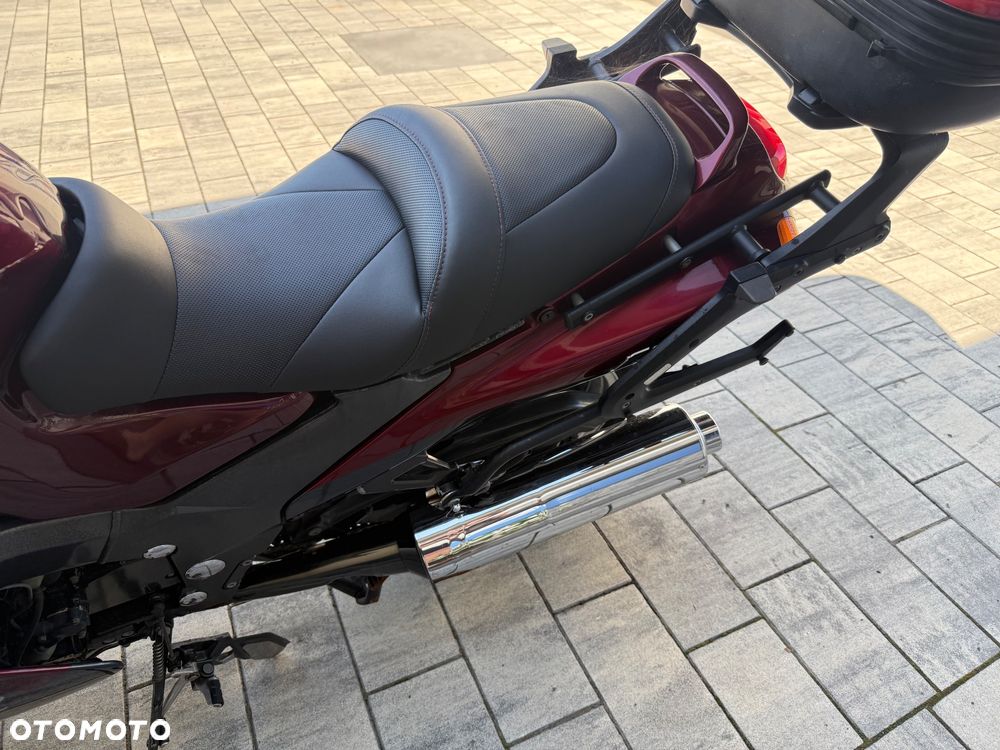 Honda CB - 11