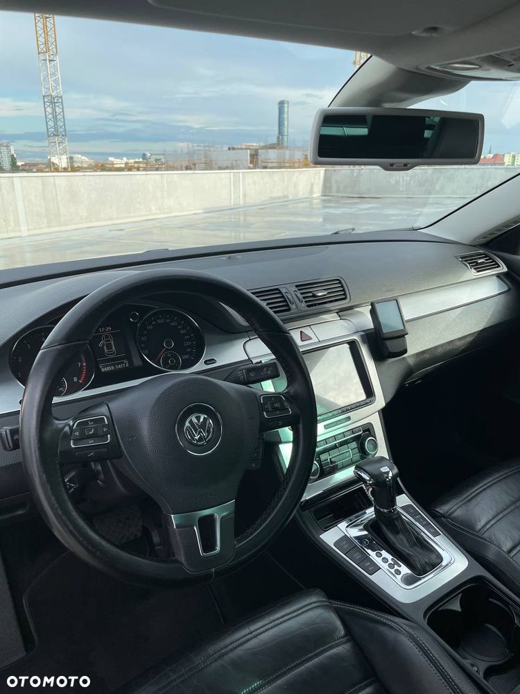 Volkswagen Passat CC - 9