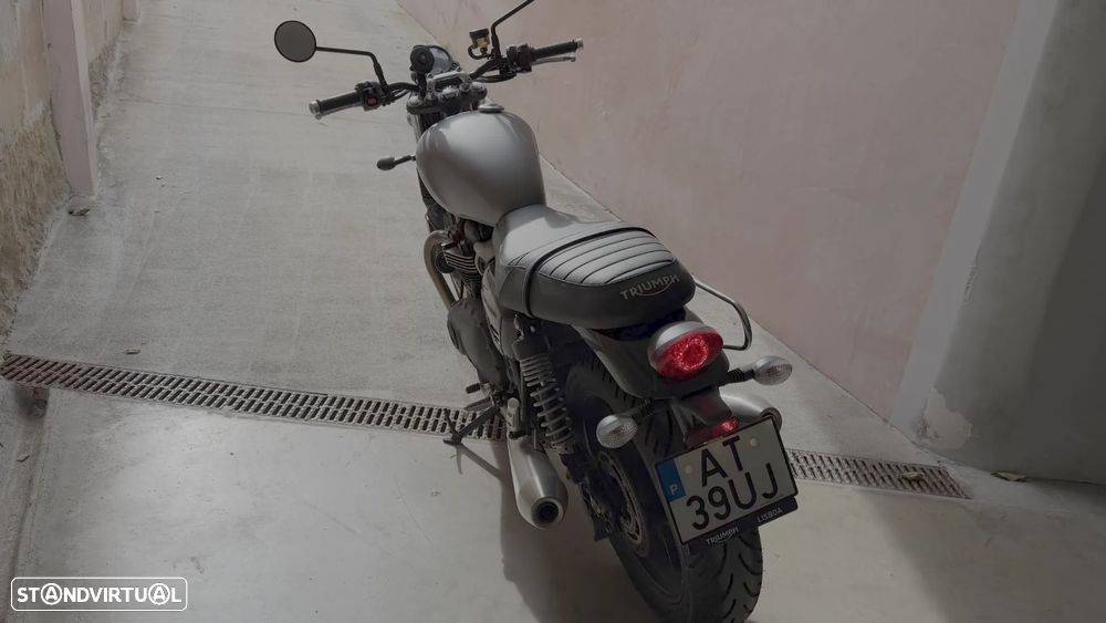 Triumph Speed Twin - 4