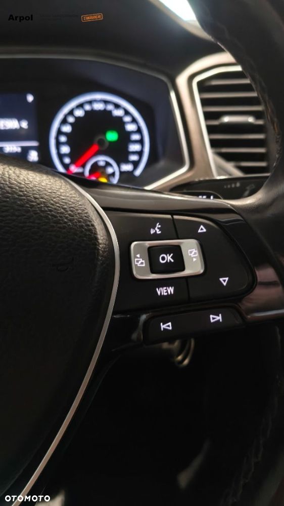 Volkswagen T-Roc - 14