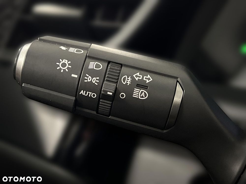 Lexus ES 300h Business Edition - 32