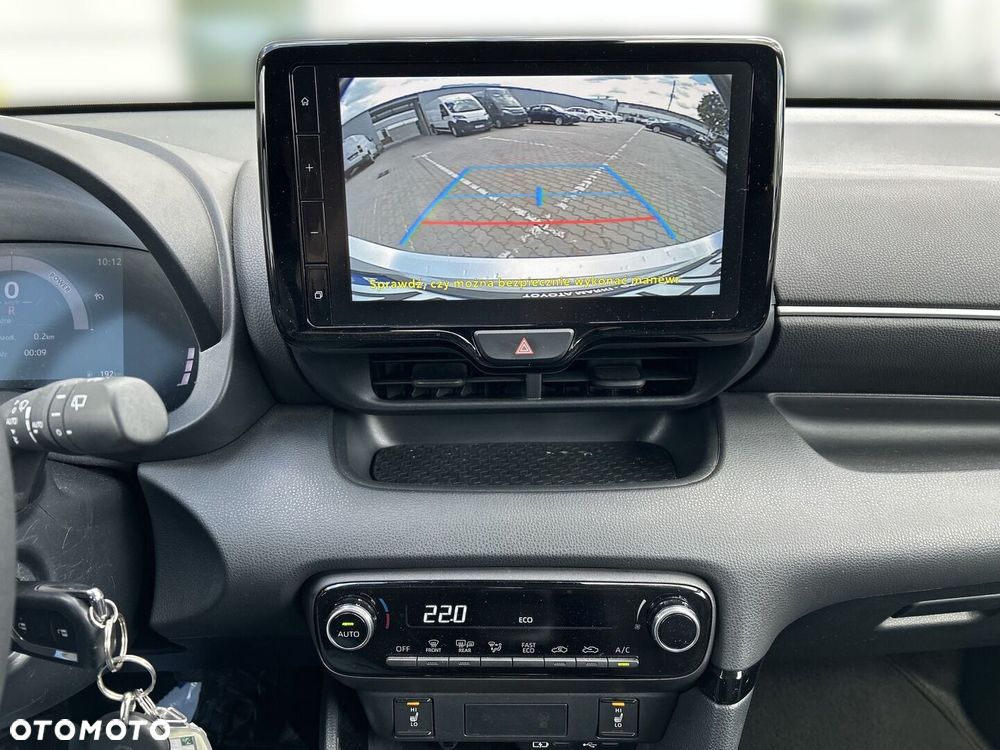 Toyota Yaris Hybrid 1.5 Style - 13