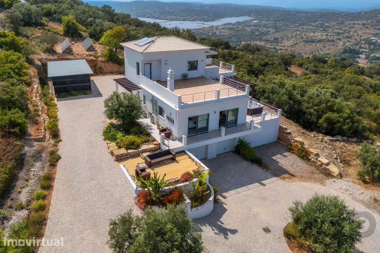 Moradia T3 com vistas panorâmicas magníficas — perto de São Brás de Al - Grande imagem: 5/60