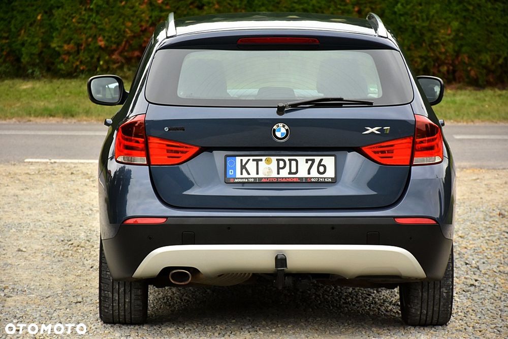 BMW X1 sDrive18d xLine - 16