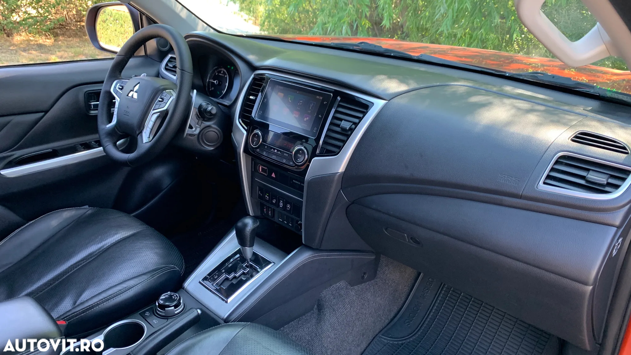 Mitsubishi L200 Double Cab 2.2 DI-D A/T Instyle - 20