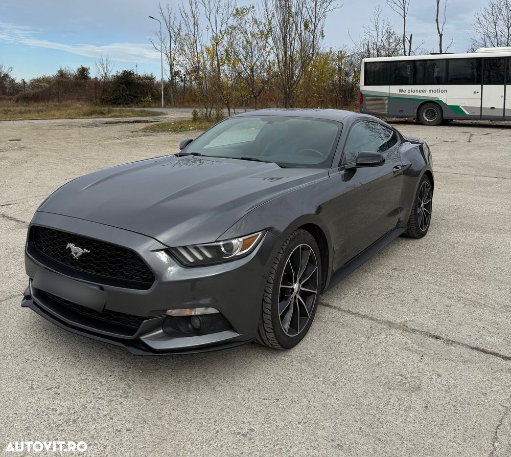 Ford Mustang 2.3 EcoBoost Aut. - 1