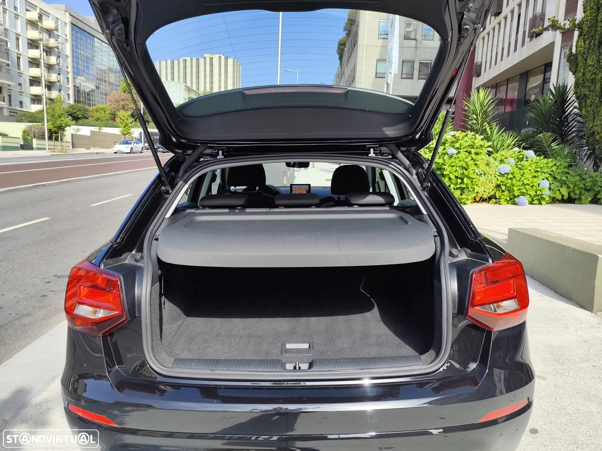 Audi Q2 30 TFSI S tronic - 11