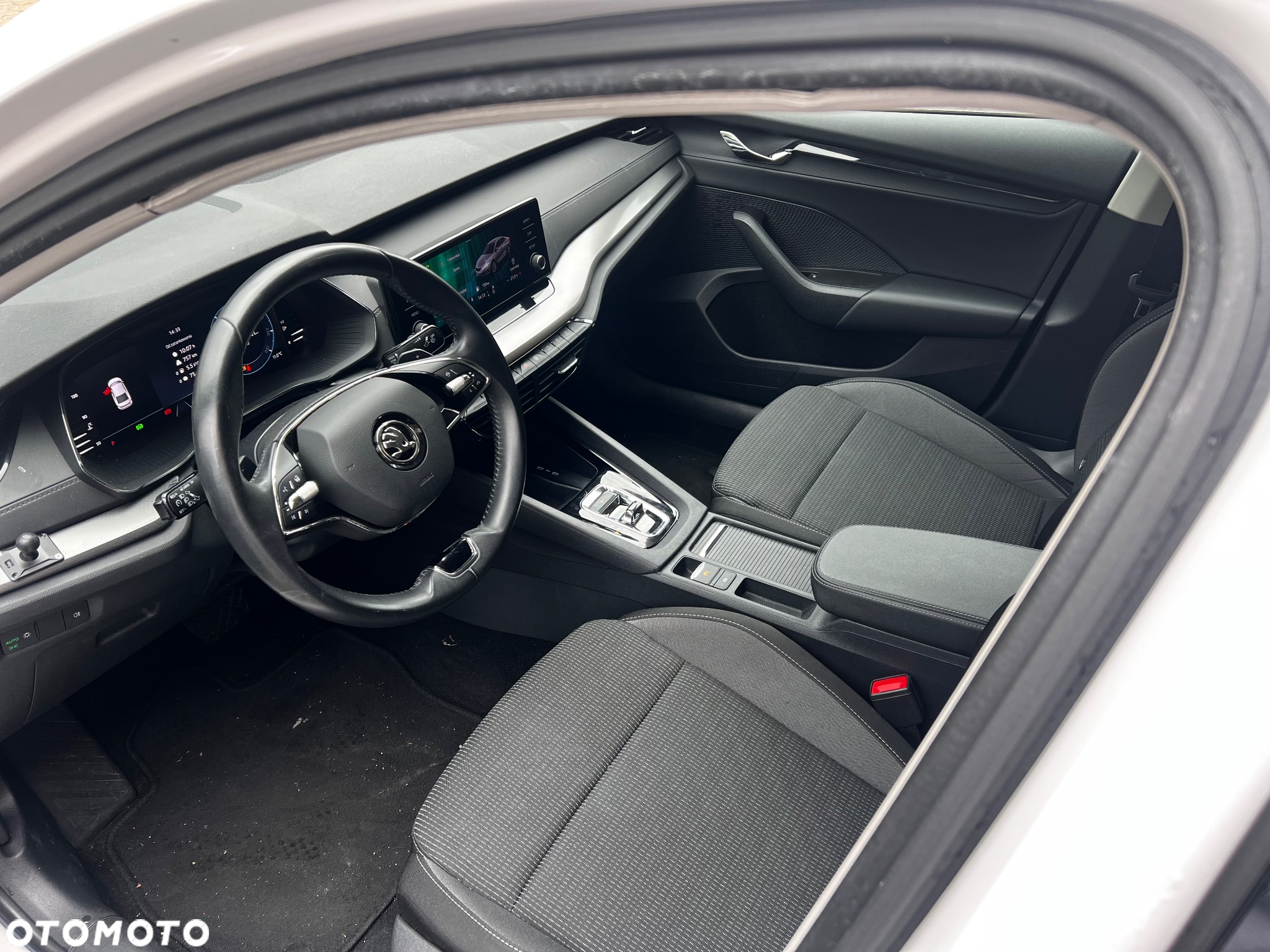 Skoda Octavia 2.0 TDI DSG Ambition - 8