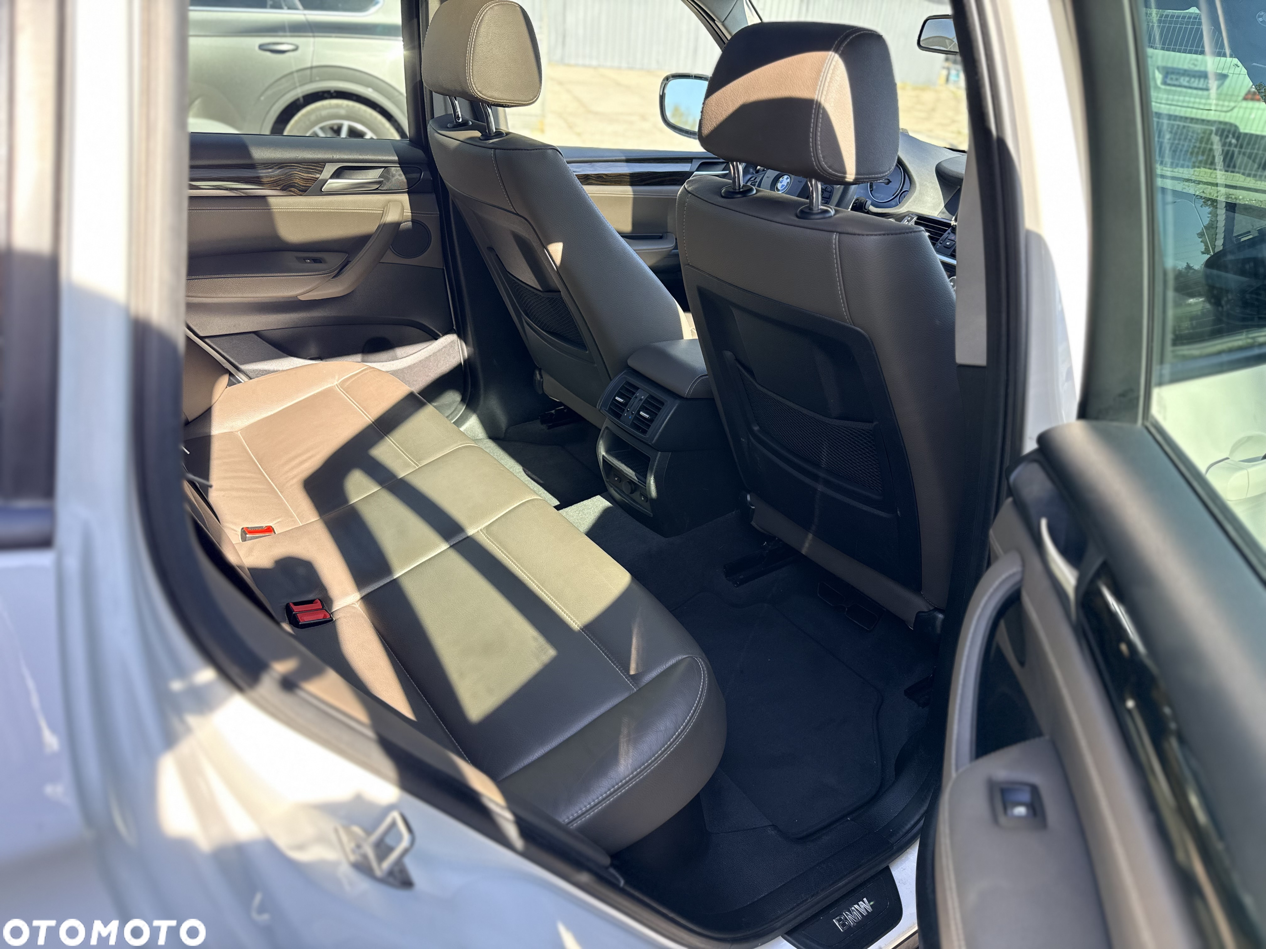 BMW X3 xDrive35i - 14