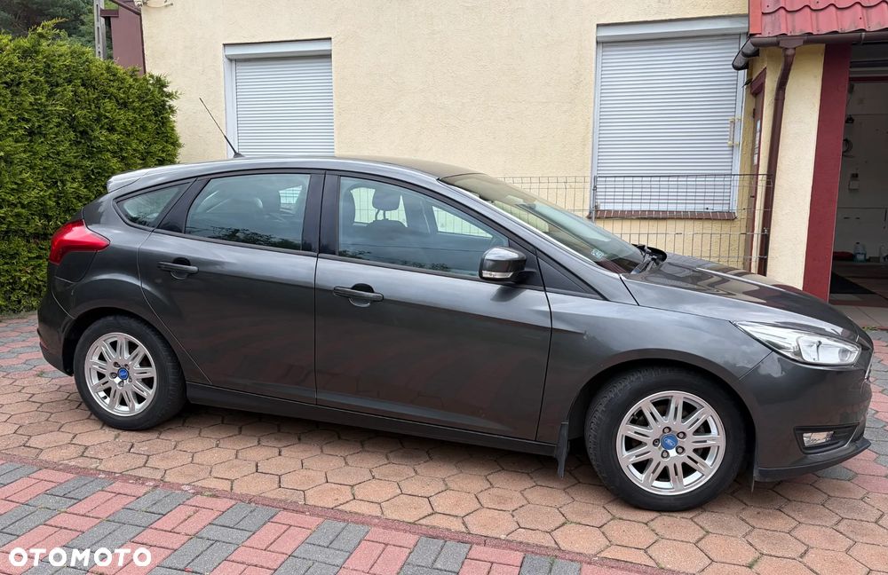 Ford Focus 1.6 SYNC Edition - 5