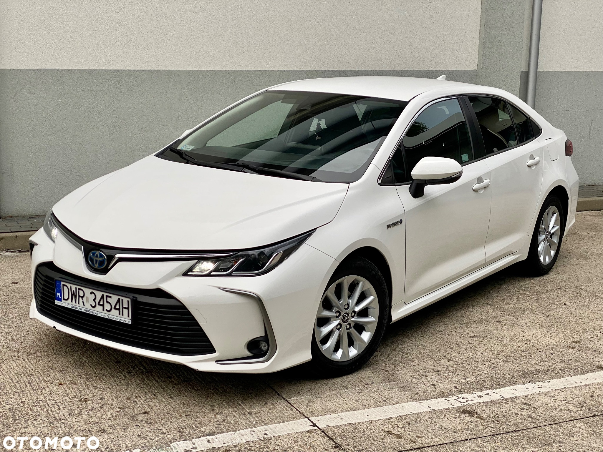Toyota Corolla 1.8 Hybrid Comfort - 12