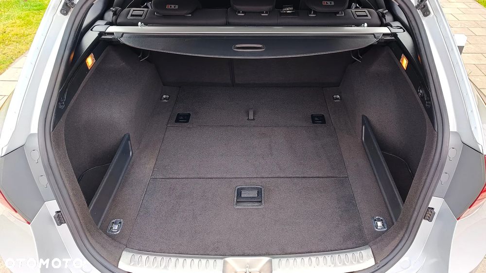 Hyundai i40 Kombi 1.6 Trend - 26