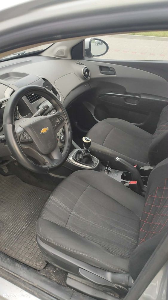 Chevrolet Aveo 1.4 16V LT EU5 - 8