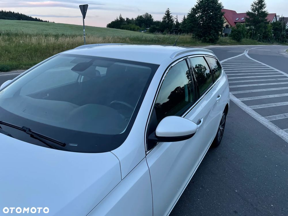 Peugeot 308 1.6 BlueHDi Business Line S&S - 27