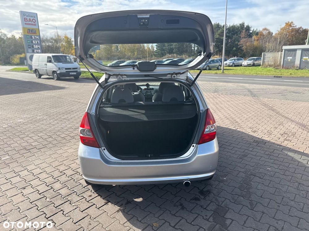 Honda Jazz 1.4 ES - 19