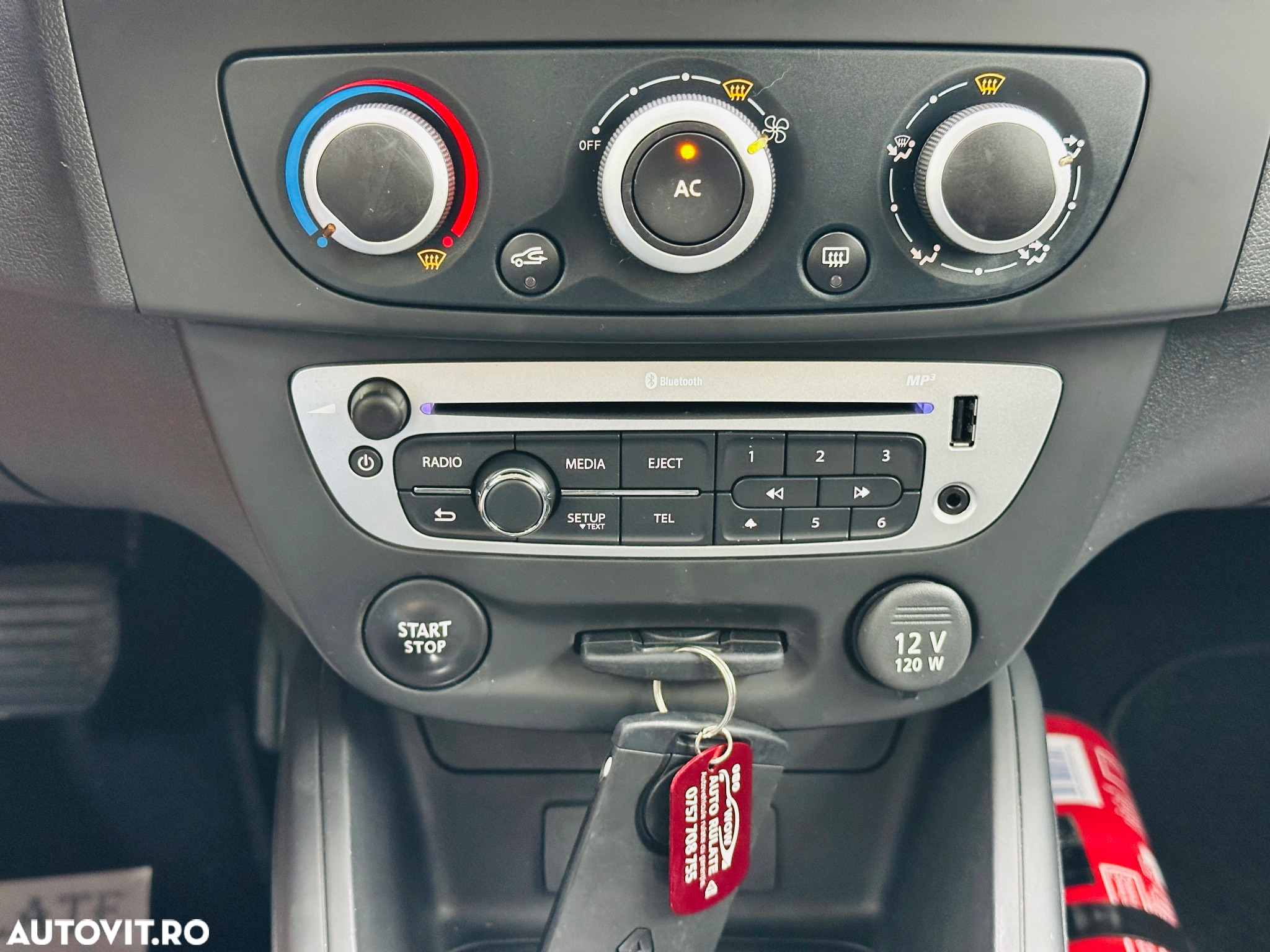 Renault Megane ENERGY dCi 90 EXPERIENCE - 23