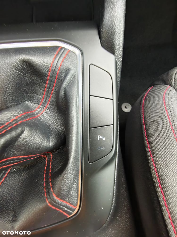 Ford Focus - 25