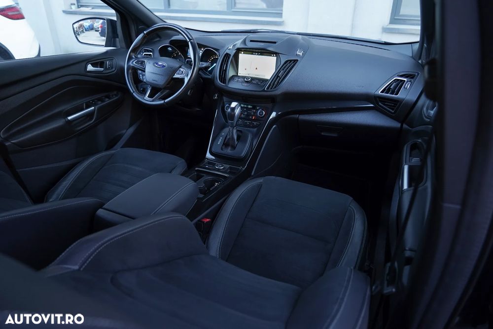 Ford Kuga 2.0 TDCi 4x4 Aut. ST-Line - 6