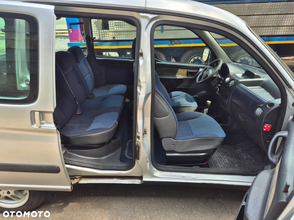 Citroën Berlingo 2.0 HDi Multispace - 7