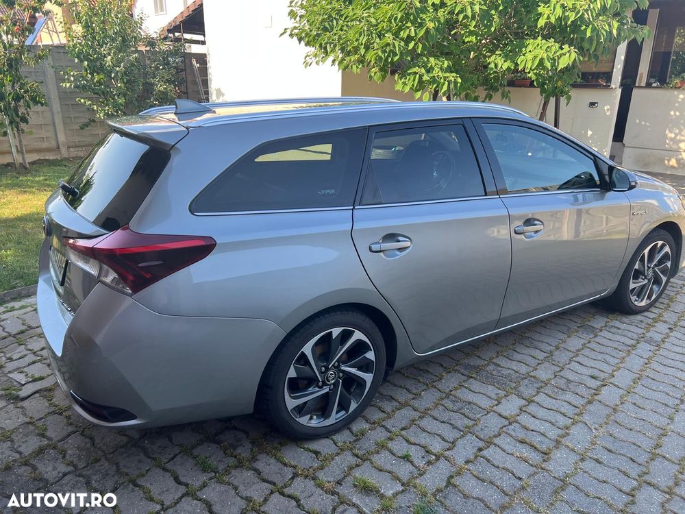 Toyota Auris - 3