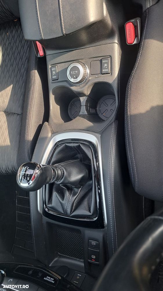 Nissan X-Trail 2.0 dCi ALL-MODE 4x4i N-Connecta - 13