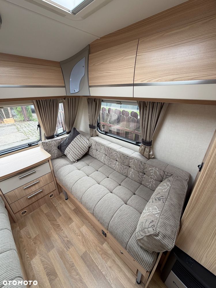 Coachman Amara 380/2 - 21