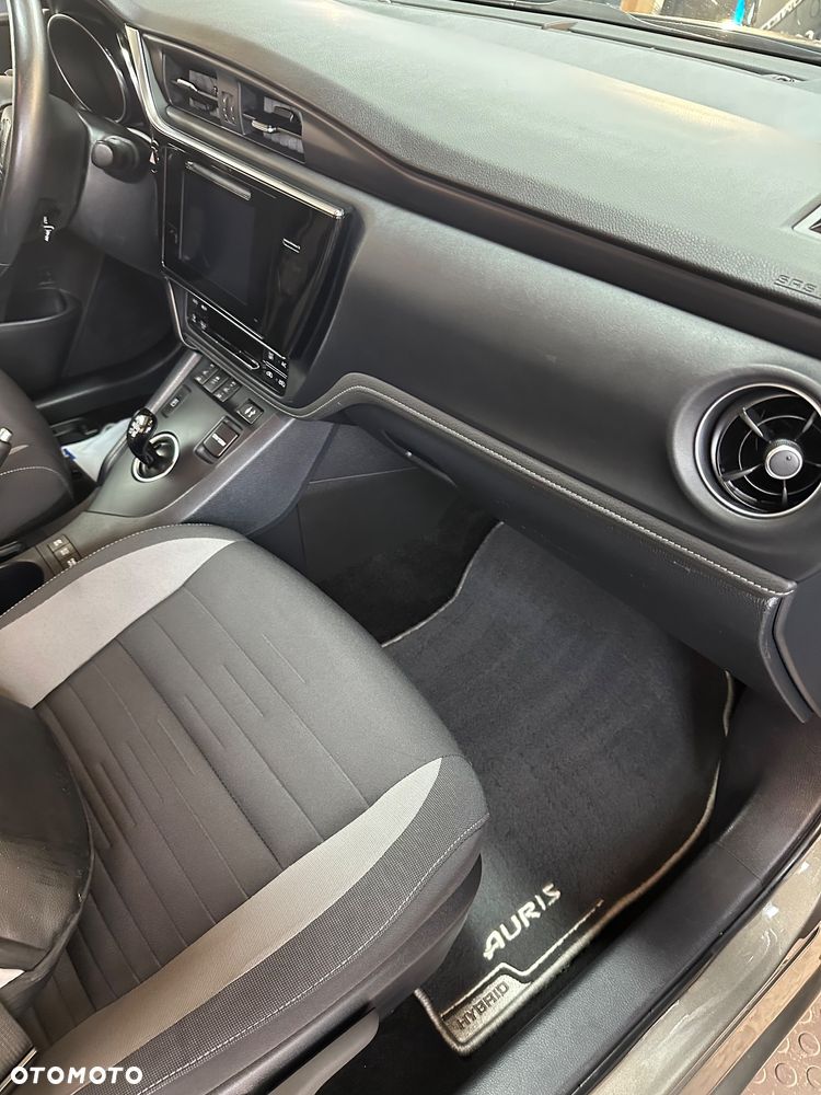 Toyota Auris - 3