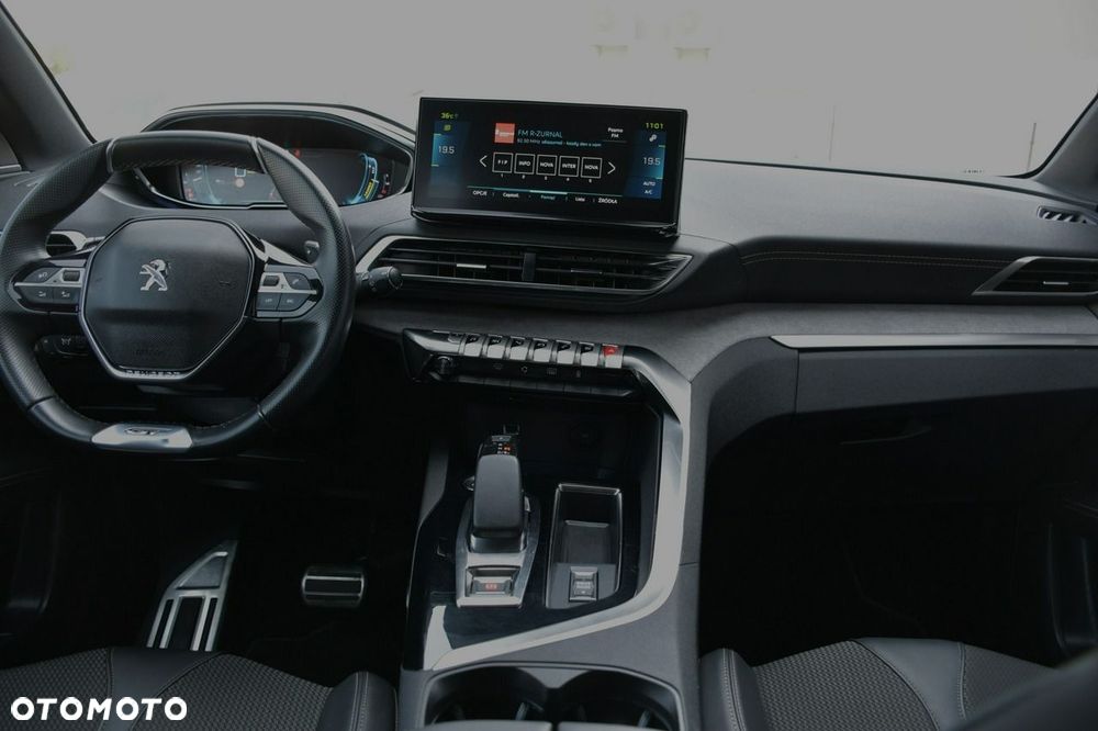 Peugeot 3008 1.6 PureTech HYbrid GT Line S&S EAT8 - 25