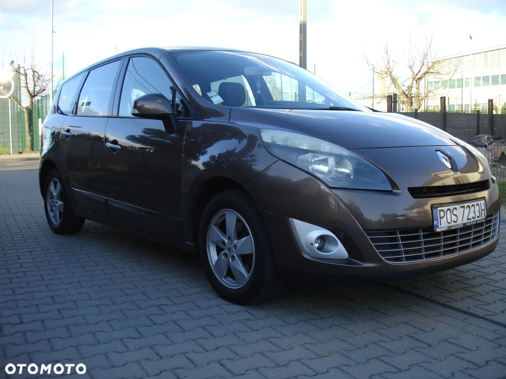 Renault Grand Scenic - 2