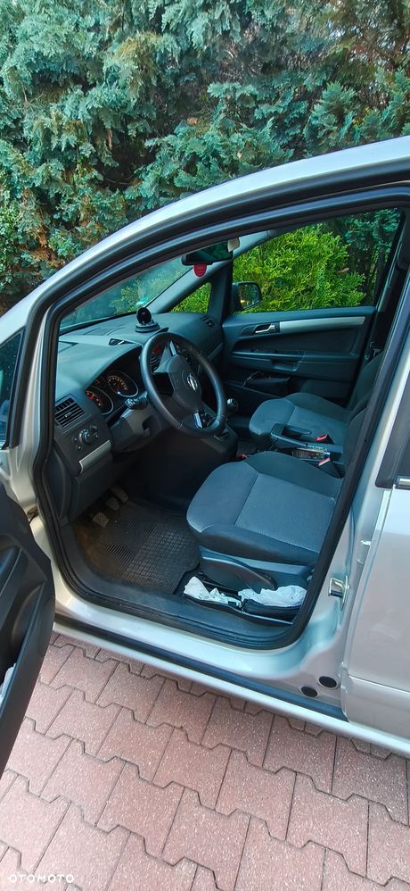 Opel Zafira 1.8 Enjoy - 5